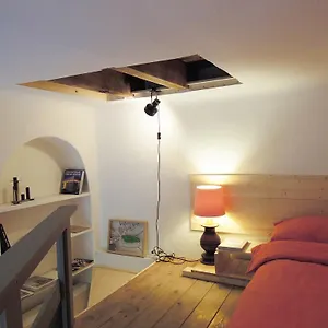 Apartment V12 Design, Milan