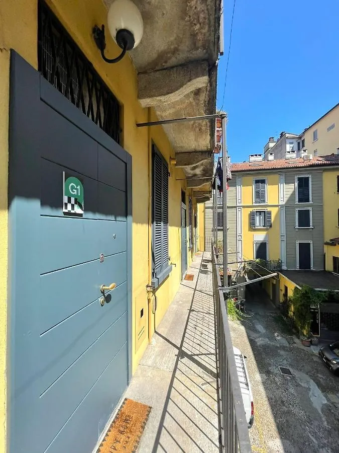 Easy Milano - Rooms And Apartments Navigli Milan