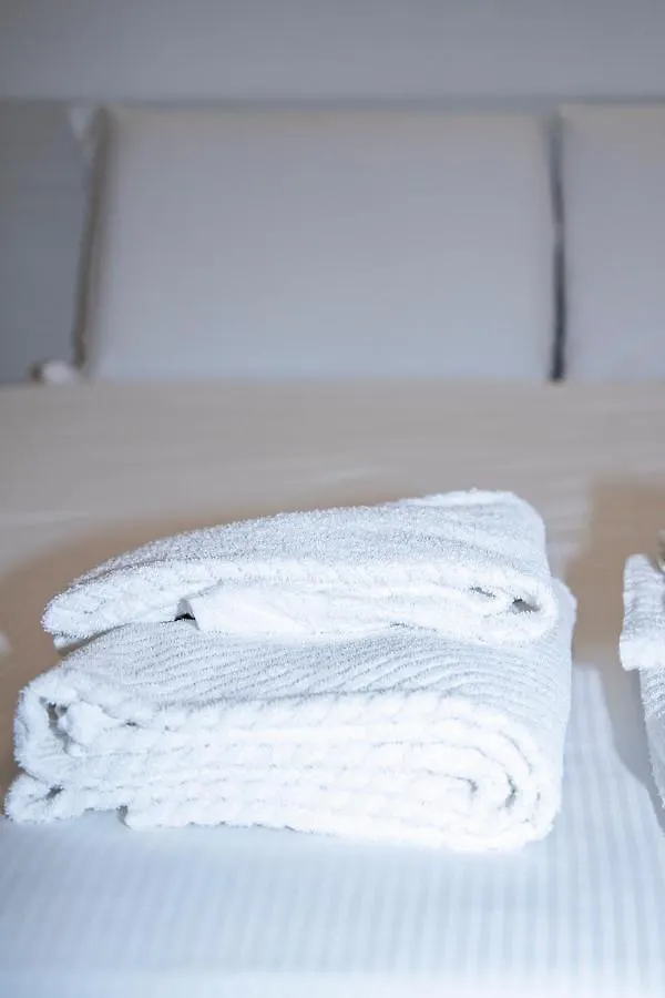 Easy Milano - Rooms And Apartments Navigli Italia