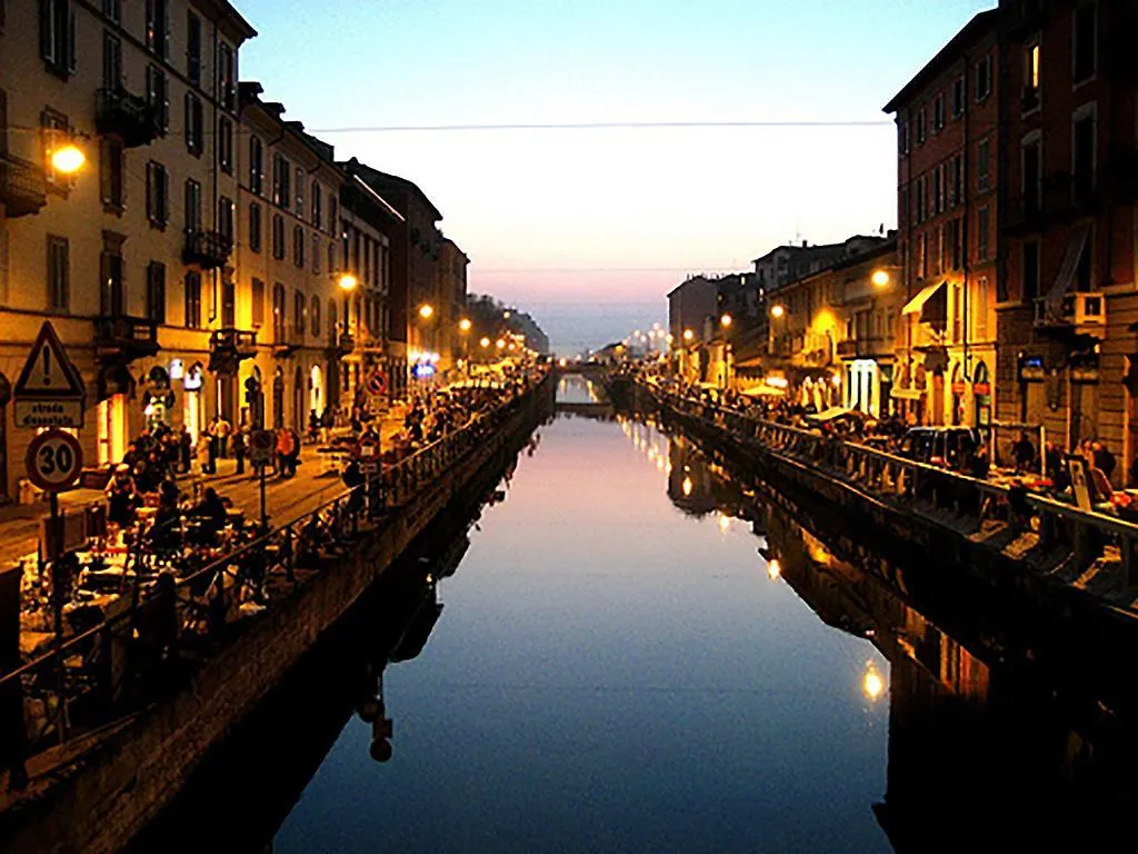 Easy Milano - Rooms And Apartments Navigli Aparthotel Milan