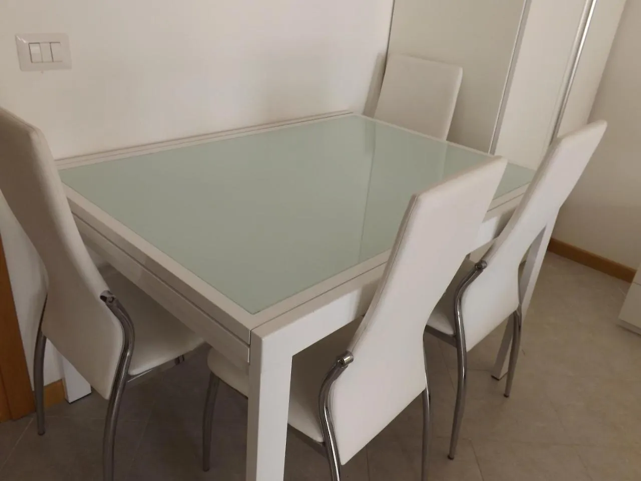 Easy Milano - Rooms And Apartments Navigli 2*,