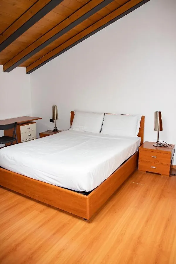 Easy Milano - Rooms And Apartments Navigli Aparthotel Mailand